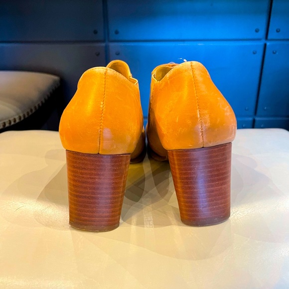 Womens size 8 leather booties - Picture 3 of 4